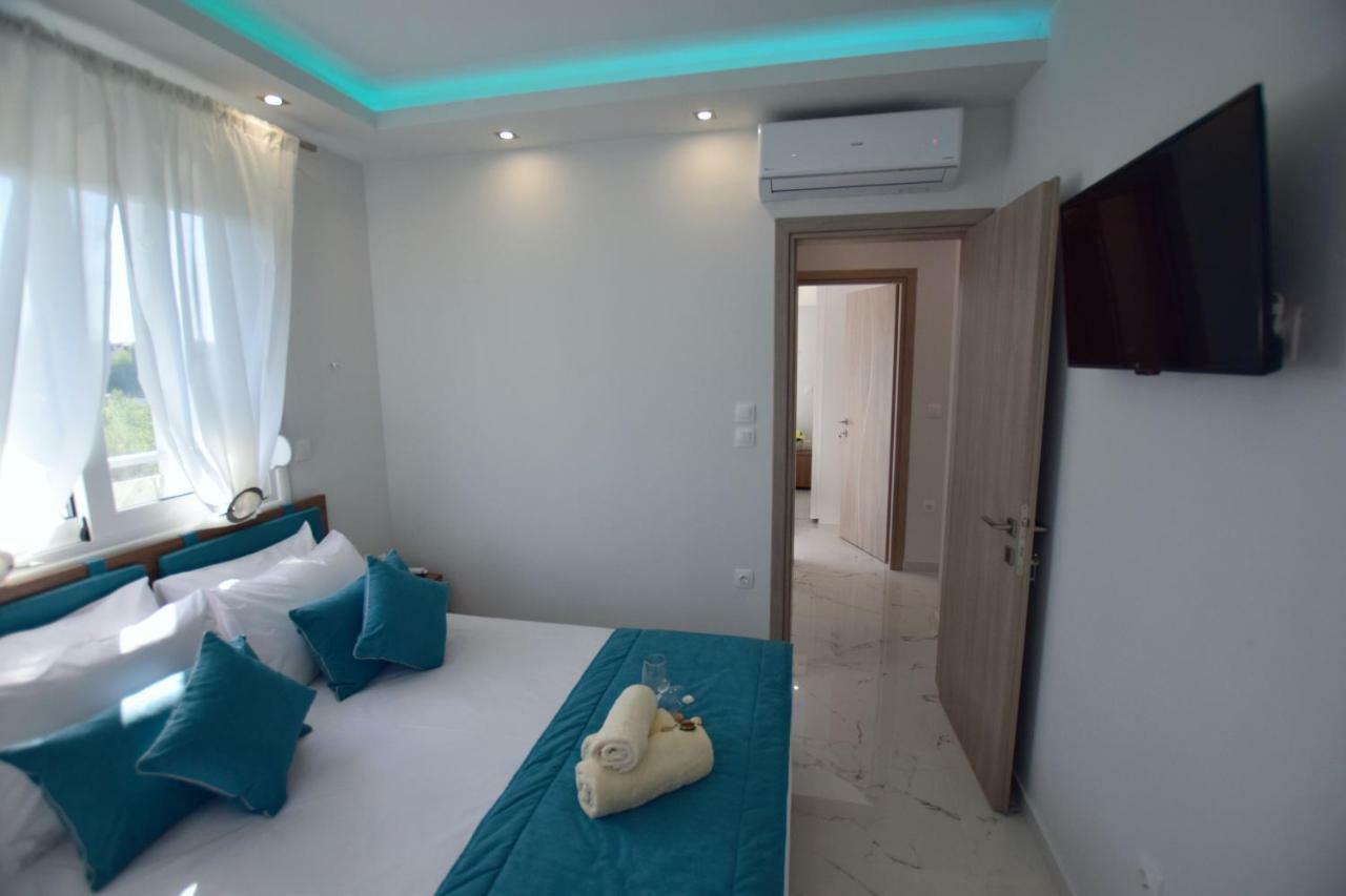 V Luxury Suites Toroni 3 ภายนอก รูปภาพ