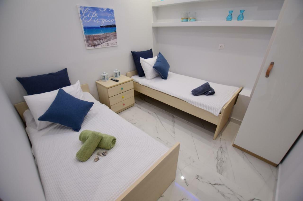 V Luxury Suites Toroni 3 ภายนอก รูปภาพ