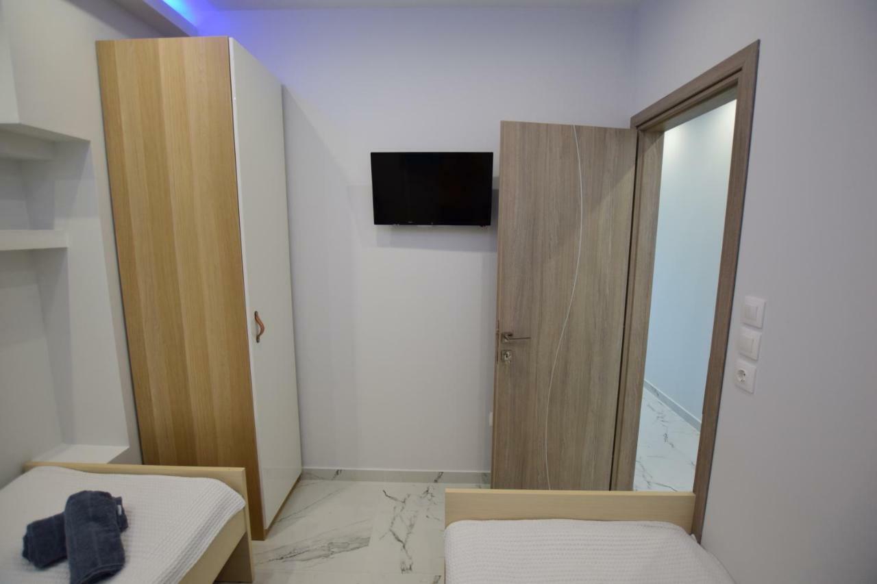 V Luxury Suites Toroni 3 ภายนอก รูปภาพ