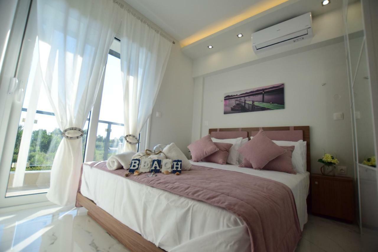 V Luxury Suites Toroni 3 ภายนอก รูปภาพ