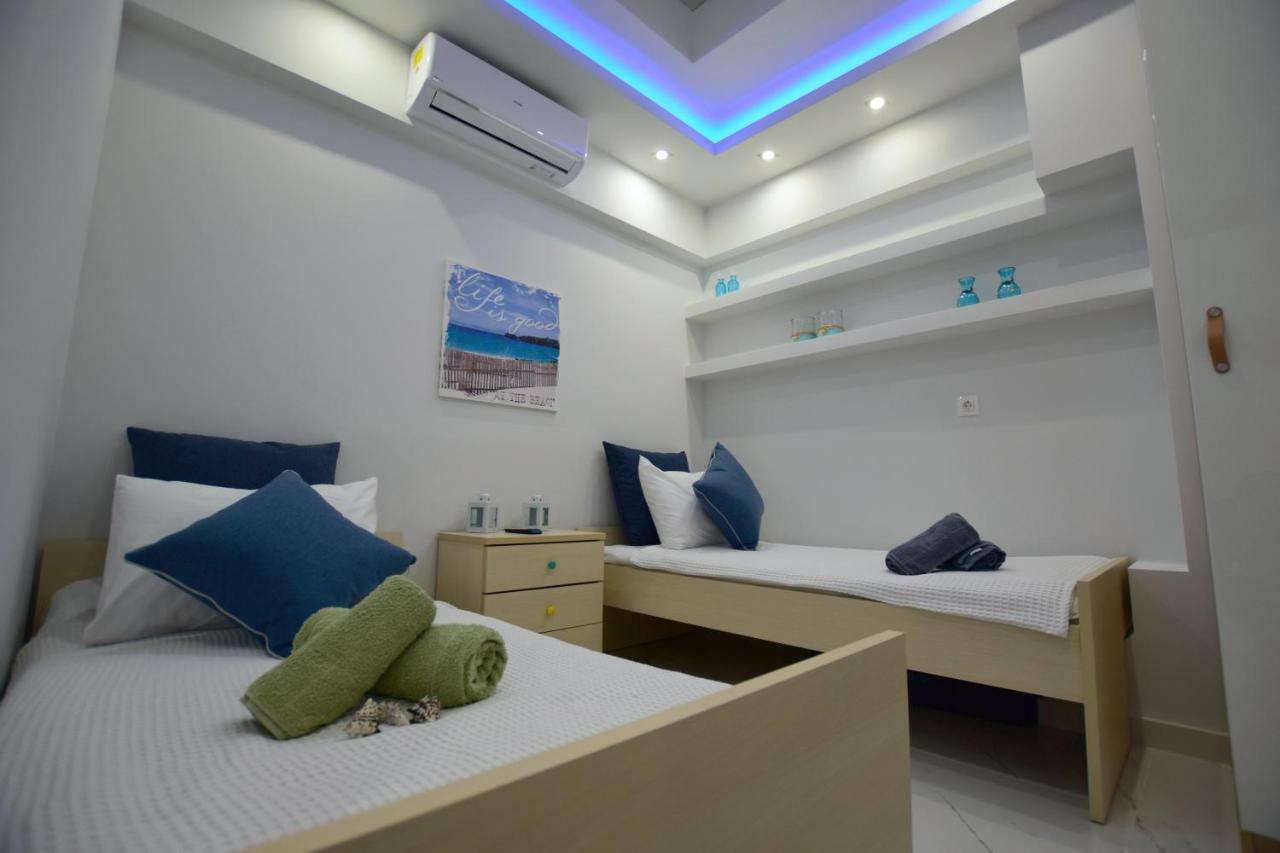 V Luxury Suites Toroni 3 ภายนอก รูปภาพ