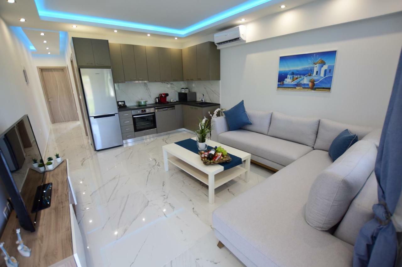 V Luxury Suites Toroni 3 ภายนอก รูปภาพ