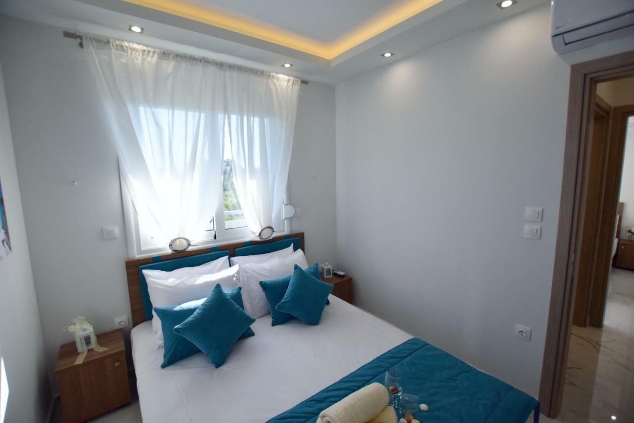 V Luxury Suites Toroni 3 ภายนอก รูปภาพ